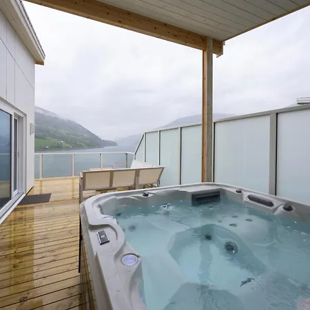 Fjord View * 奥尔登